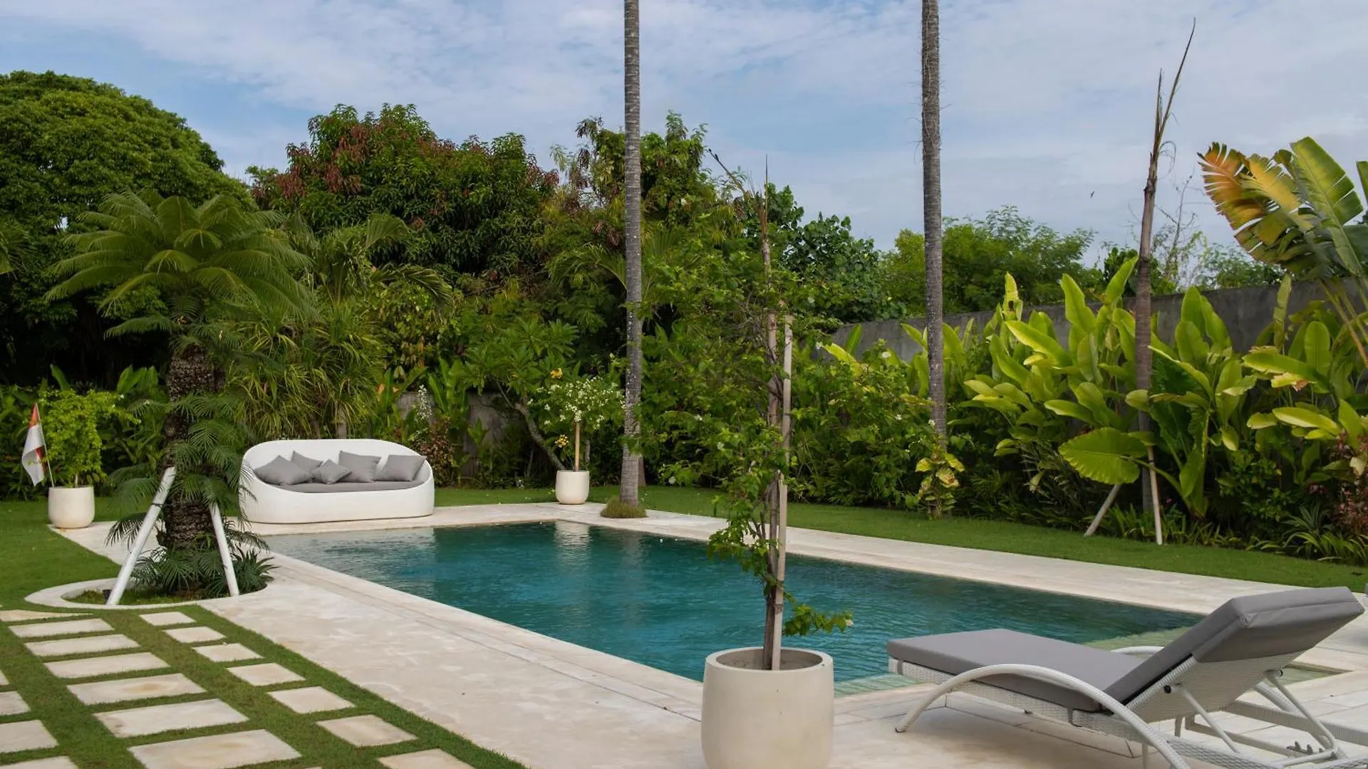 Villa Vulla Seminyak  0*, Seminyak (Bali) Indonesia